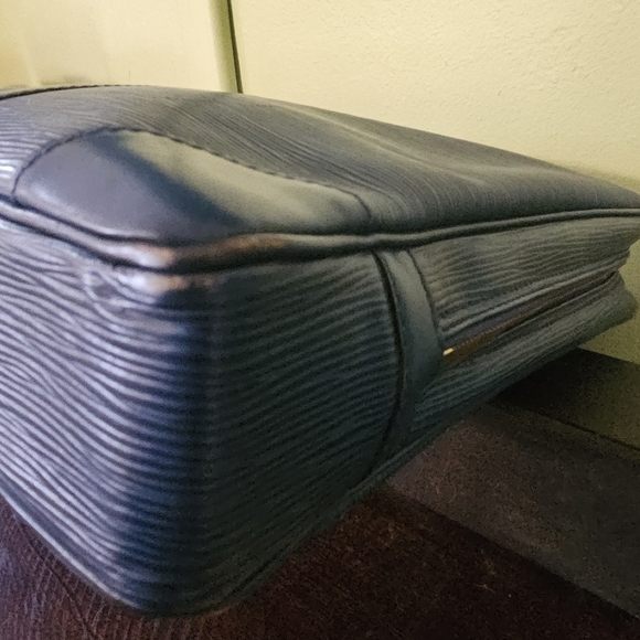 Louis Vuitton Epi Porte Documents Voyager Work Bag Beautiful Teal Leather - Picture 10 of 16